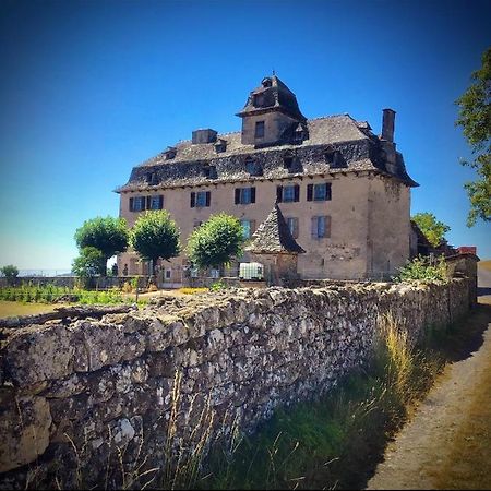 Chateau De Cours Sénezergues Exteriör bild